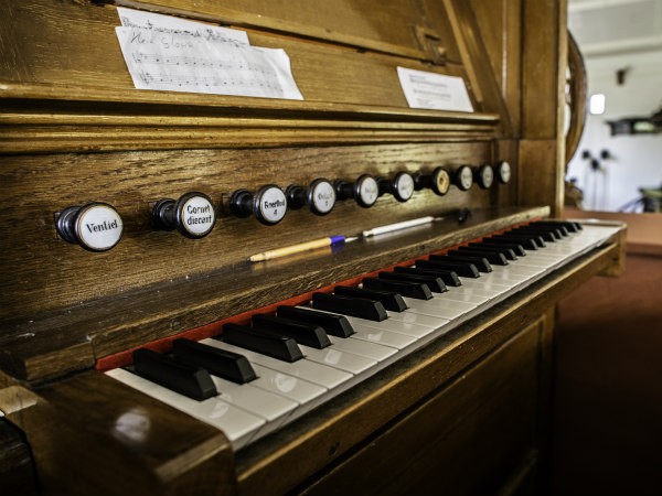 Thesinge orgelklavier